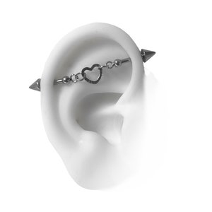Industrial Piercing Schmuck mit Herz und Spike Enden, Knorpel Barbells, (coeur ajouré)
