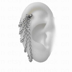 Helixketten, Helix-Piercingschmuck mit Ketten, (jf)