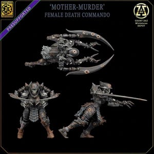 Könnte beinhalten: Detaillierte Abbildung von Miniaturfiguren eines 'Female Death Commando' mit dem Text "MOTHER-MURDER". Die Figuren befinden sich in Actionposen mit aufwendiger Rüstung und Waffen. Die Farbpalette ist hauptsächlich Dunkelgrau und Bronze.