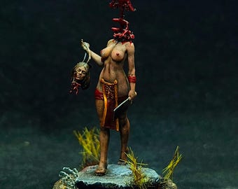 Miniatura proxy de la sexy corista de Grimdark Trench Warfare – Personaje de apoyo de la Legión del Culto | Compatible con juegos de guerra de mesa