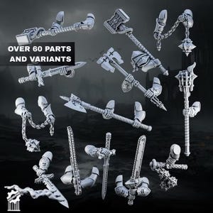 Può includere: Una collezione di parti di armi in miniatura grigie, inclusi martelli, asce, mazze e spade tenute da mani corazzate. Il testo OVER 60 PARTS AND VARIANTS è visibile. Questi componenti dettagliati in plastica presentano design e texture complessi.