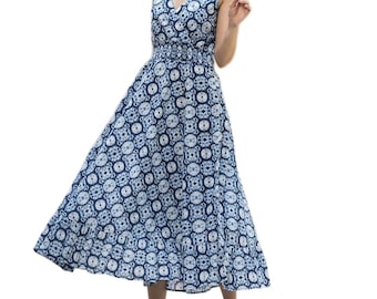 Blaues Fit & Flare Blumen Midi Kleid, Sommer Boho Outfit aus reiner Baumwolle