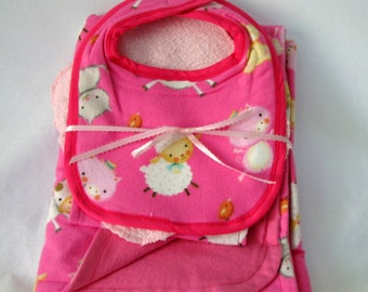 Coffret cadeau pour bébé - assortiment - couverture de réception, bavoir, lingette pour les rots, gant de toilette - flanelle