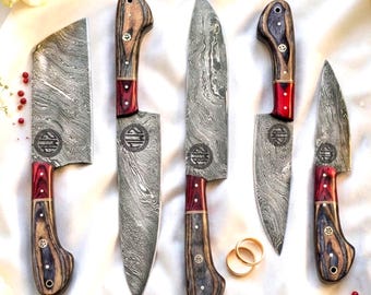 Juego de cuchillos de chef de Damasco personalizados con fundas de cuero, cuchillos de cocina artesanales grabados a medida, regalo de boda para él.