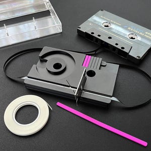 Kit de herramientas para empalmar cintas de casete (edición negra) - Incluye cinta, cuchilla y estuche - Impresión 3D