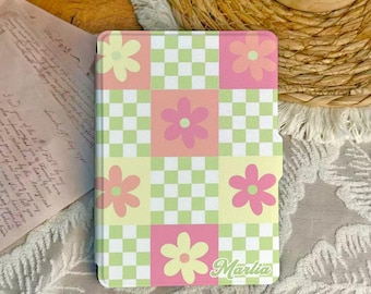 Funda Kindle personalizada, cubierta de tablero de ajedrez con flores retro y nombre personalizado, regalo ideal para tu lector electrónico con estética pastel, Paperwhite 11.ª generación (2024)