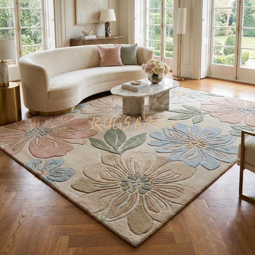 Hand-tufted Pastel Oversized Floral Wool Rug | Soft Beige Base ...