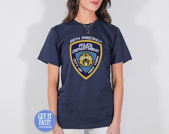 Koszulka z odznaką wydziału policji w Brooklynie Zabawny program telewizyjny Brooklyn w Nowym Jorku