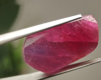 Natural Corundum Ruby Rough Specimen: 17.65 Cts Gemstone