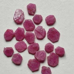 Natürliche afrikanische Rubin-Rohstücke, 45,45 Karat | 20 Stück rosa Rubin-Rohstücke | Unpolierte Edelsteine ​​| Schmuckherstellung & Schleifen
