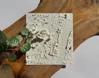 Modern Mini London Cityscape – 3D Printed Desk Decor - 15.5cm x 14cm