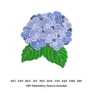 Puede incluir: Diseño bordado de una flor de hortensia en tonos azules y morados, con hojas verdes. El diseño está detallado con puntadas texturizadas. El texto en la parte inferior dice "PDF Embroidery Pattern Included".