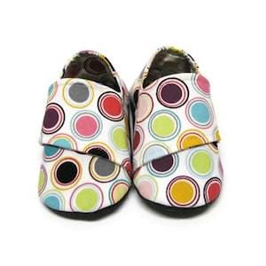 Soft Sole Baby Shoes, Baby Girl Moccasins, Baby Booties, Infant Slippers, Baby Girl Shoes, Fabric Baby Shoes, Baby Gift, Crib Shoes, 0-6M