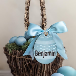 Easter Egg Personalized Name Tag in Four Color Options, Children Gift 3x4 Hanging Egg Decor for Boy or Girl