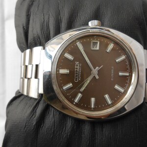 Vintage Citizen Automatic Watch: Japan Made Cal 8210, Brown Dial