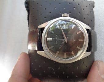 Vintage and Rare Seiko Sportsman Diashock 17 Jewels Hand