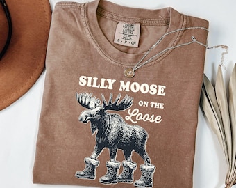 Comfort Colors Funny Animal T-shirt, Moose On The Loose Tee, Silly Moose Shirt, Moose Lover Gift, Chrsitmas Gift