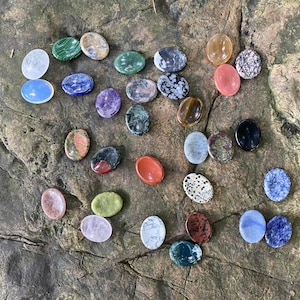 Natural Crystal Worry Stone,Smooth Thumb Palm Stone for Stress Relief, Unique Pocket Gemstone Gift, Decorative Hand,Carved Crystal