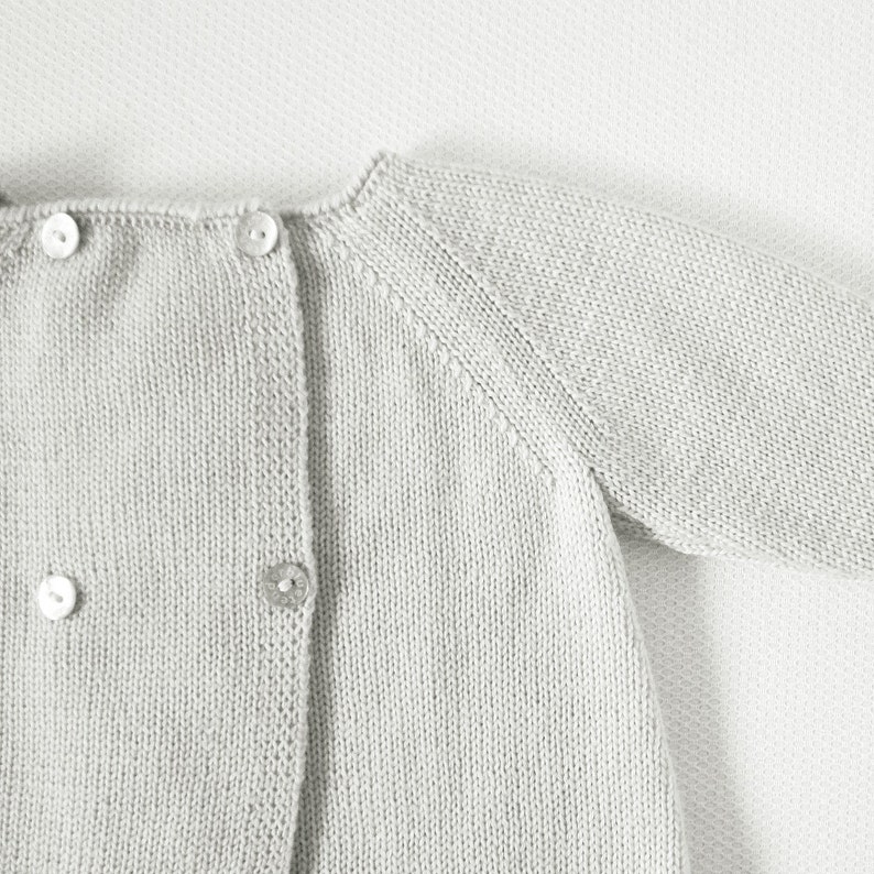 Knitted baby sweatercap baby girl in pink with felt image 3