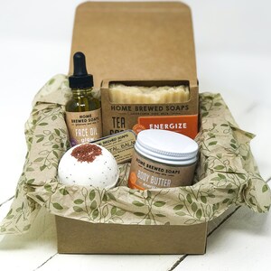 Mothers Day Gifts Box, Gifts for Women, Spa Gift Set, Spa Gift Box for Mom, Self Care Gift Box for Her, Best Gifts for Mom, Bath Set Gift