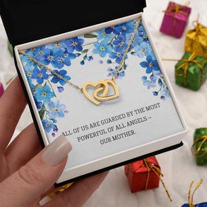 Gold Interlocking Hearts Necklace, Memorial Gift for Mother, Elegant Love Jewelry for Women, Birthday Present, Sympathy Jewelry