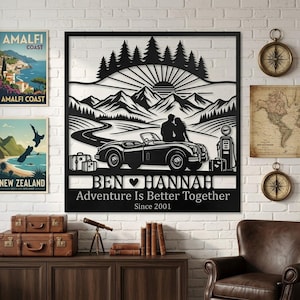 Cartello personalizzato per coppie avventurose, decorazione murale in metallo personalizzata per viaggi, decorazione per viaggio in montagna, regalo di anniversario per la coppia.