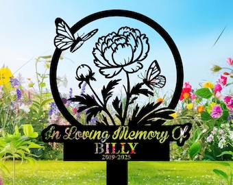 Spersonalizowany znak nagrobny z motywem piwonii i motyla | Metalowy palik z napisem „In Loving Memory” | Niestandardowy nagrobek z motylami | Dekoracja ogrodu