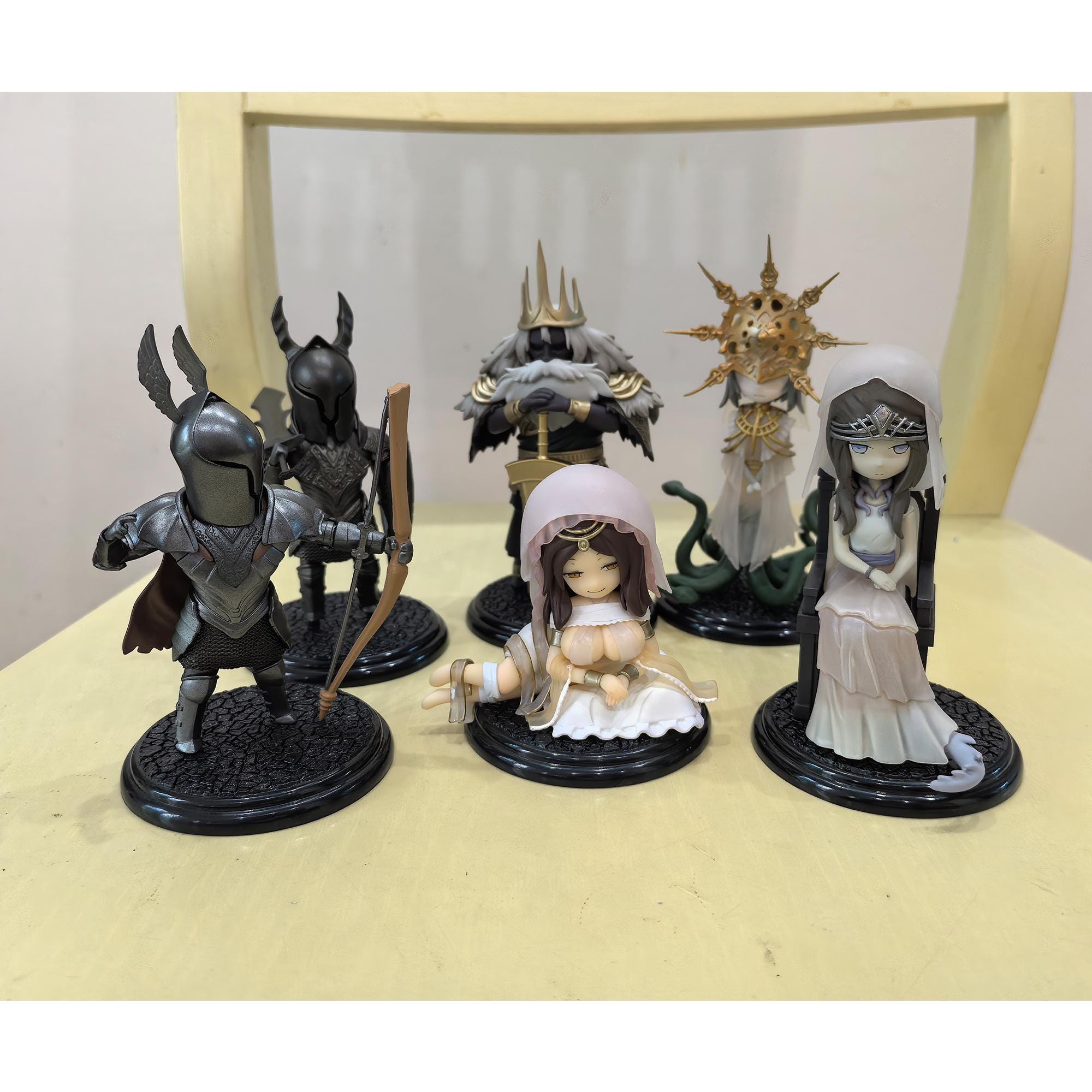 グウィネヴィア DARK SOULS 未塗装未組立 フィギュア ガレージキット グウィネヴィア DARK SOULS 未塗装未組立 フィギュア ガレージ