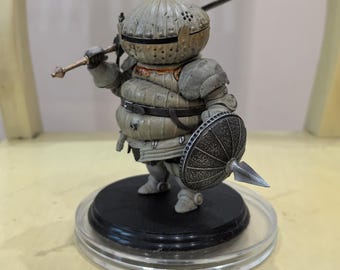 DARK SOULS Siegmeyer Figurine worn out and aged attributes
