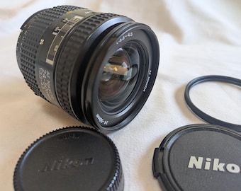 Nikon AF Nikkor 24-50mm F3.3-4.5 Wide Angle Zoom Lens