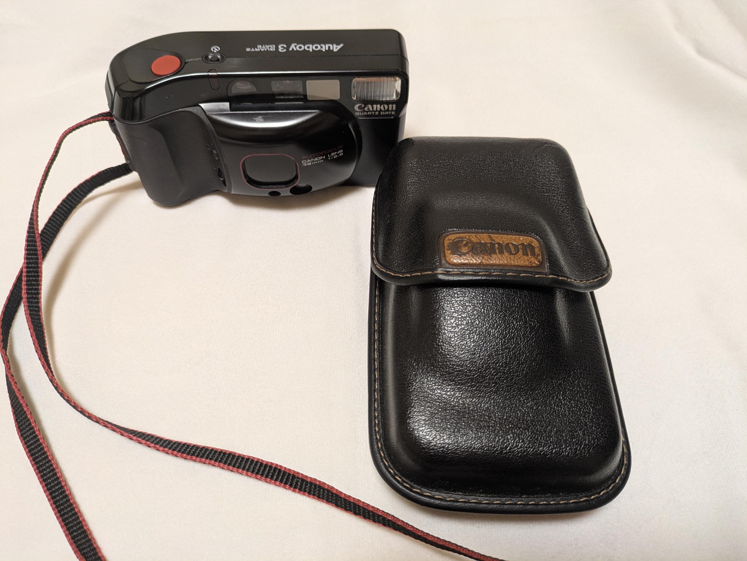 Canon Autoboy 3 Quartz Date 35mm Film Camera Point & Shot Full
