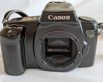 Canon EOS 750QD 35mm Film 一眼レフ カメラ with Canon EF 35-70mm F3