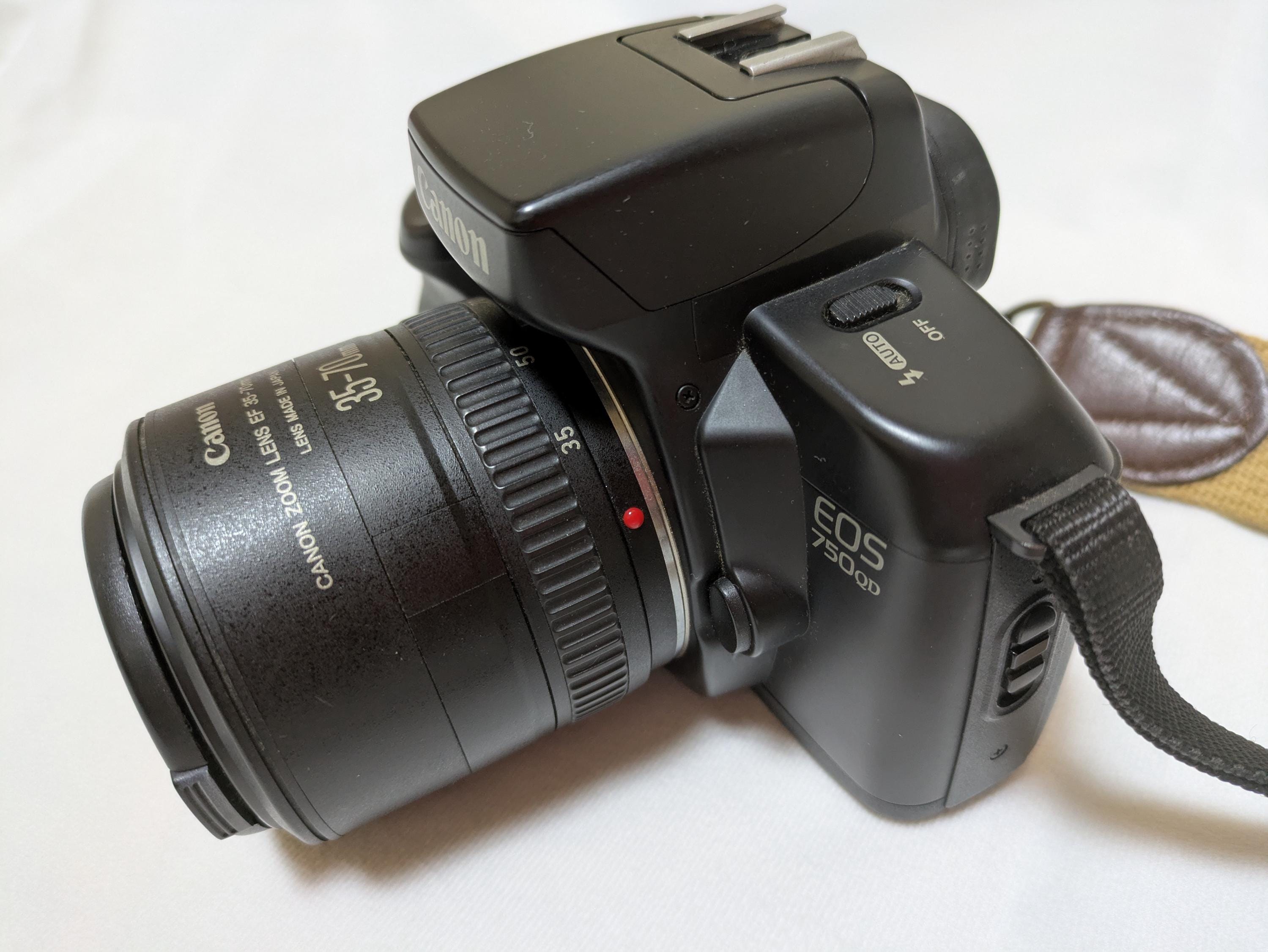 Canon EOS 750QD 35mm Film 一眼レフ カメラ with Canon EF 35-70mm F3