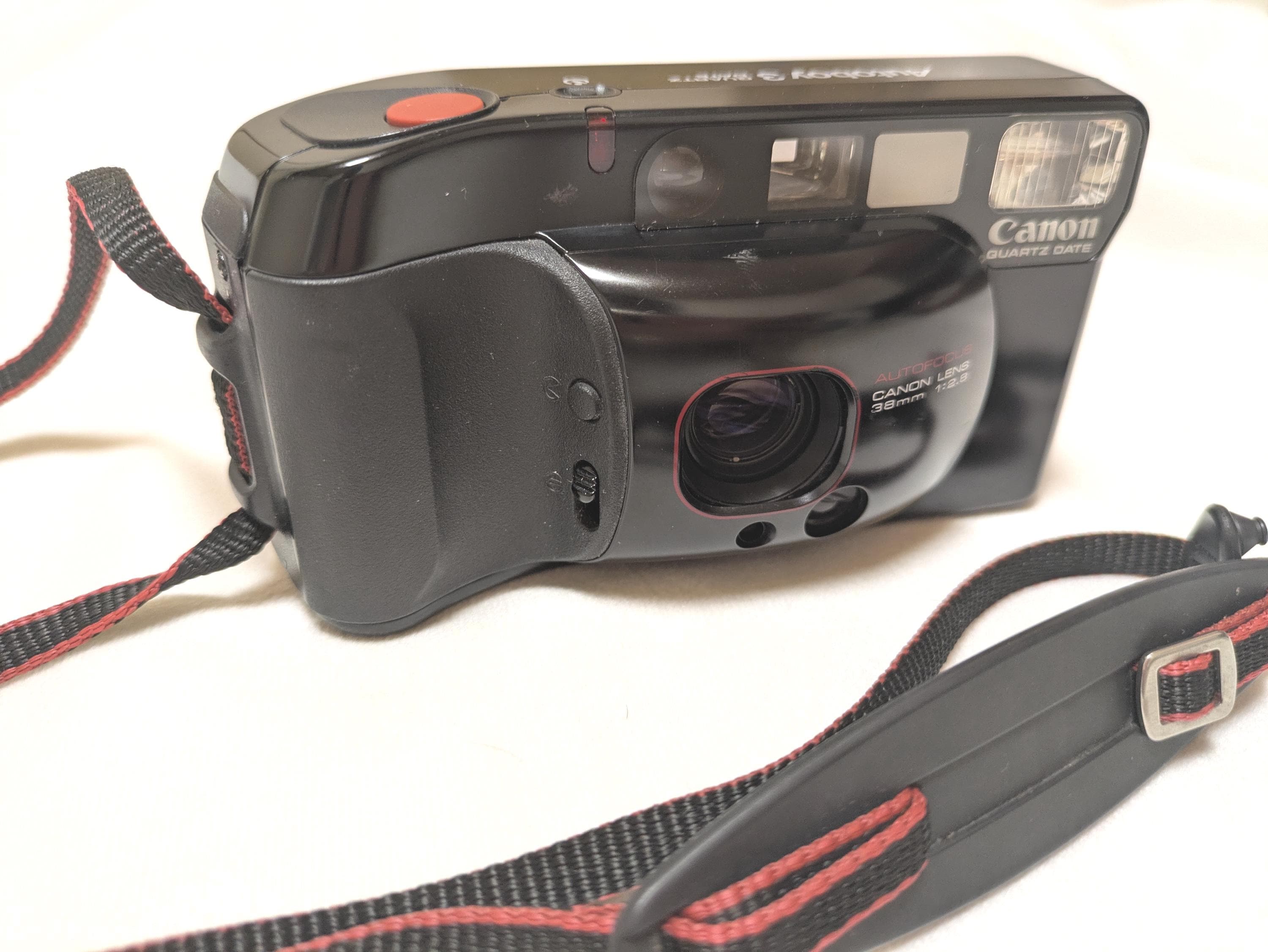 キャノン Canon Autoboy3 QUARTZ DATE  #2348 Canon Autoboy 3 Quartz Date 35mm Film Camera Point & Shot Full