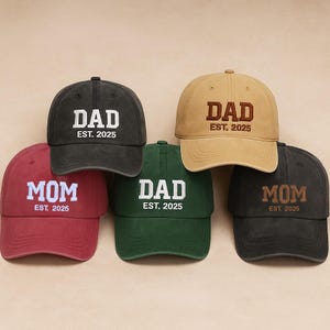 Custom Embroidered Dad & Mum Hat, Vintage Baseball Cap with Est Year, Personalised Baby Announcement Gift, Christmas Present for New Parents