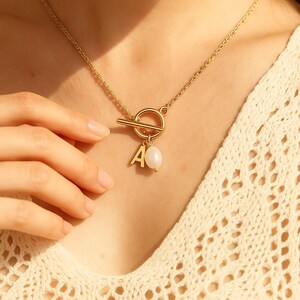 Personalized Initial Pearl Toggle Necklace Custom Gold Letter Pendant Jewelry Gifts for Girlfriend Wife Mom Sister Friend Birthday Christmas