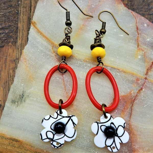 Hoop and Flower Earrings, Red Hoops, Red and Yellow, Fiesta Earrings, Sunshine Earrings, Hoop Earrings, scribble flower, cartoon flower