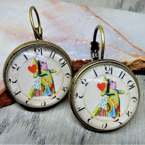 Queen of Hearts, Off With Her Head, Alice in Wonderland, Earrings, Wonderland, Red Queen, Hearts, Librarian Gift, Teacher, Book Lover