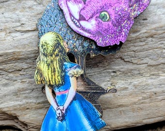 Alice In Wonderland, Cheshire Cat, Cat, Bag Jewelry, Wooden, Brooch, Home Decor, Mad Tea, Teacher, Librarian, Book Lover