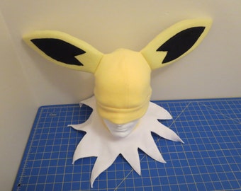 Jolteon Fleece Cosplay hat & Neckwarmer