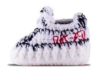 Zebra gehäkelte Babyschuhe Turnschuhe | Baby Booties gehäkelt | Baby-Dusche-Geschenk | Neugeborene Schuhe | Windelbuchclub | Gehäkelte Baby Turnschuhe