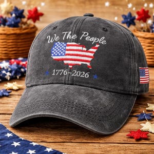 Vi folket 1776–2026 patriotisk USA-hatt broderad amerikansk flagga karta-keps vintage-patriotisk gåva för fjärde juli