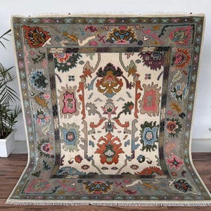 Exquisite Turkish Inspired Handwoven Modern Oushak Rug - Timeless Heritage meets Contemporary Style for Your Home size 9x12 ft
