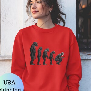 人類の進化、おもしろTシャツ、風刺的なテクノロジー中毒Tシャツ、男女兼用モダンライフパロディTシャツ、考えさせられるギフトアイデア