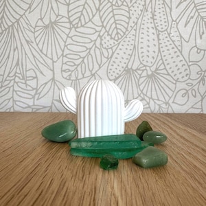 Cactus Sculpture – Minimalist Casting Resin Decor with Ceramic Texture