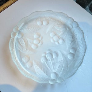 Vintage Mikasa BOUNTIFUL Cherries Serving Platter – Perfect for Entertaining - Frosted Glass