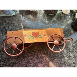 Vintage Country Wagon | Gallery wall | Rustic Heart Decor | Amish Country