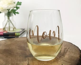 New Mom Gift / Mom Wine Glass / New Mommy / Gift for Mom / Baby Shower Gift / Mothers Day / Mom Life / Stemless Wine Glass / New Mom to Be
