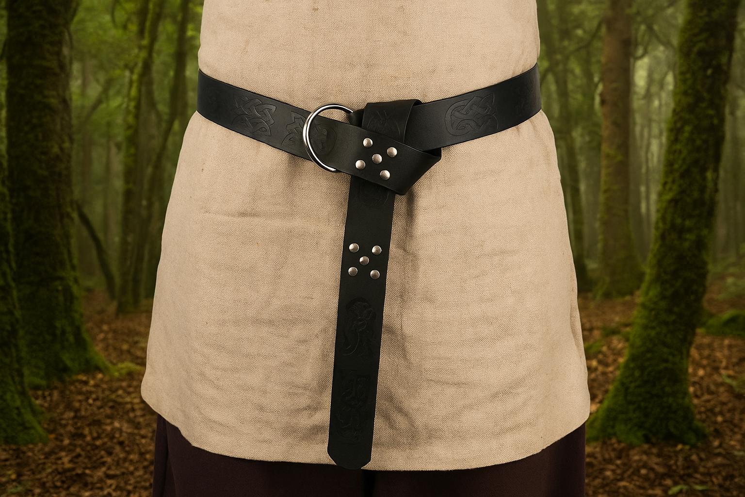 9857 Medieval Viking White Fur Leather Belt Adjustable Renaissance Knight Medieval Knight Belt – vikingshields main image 2