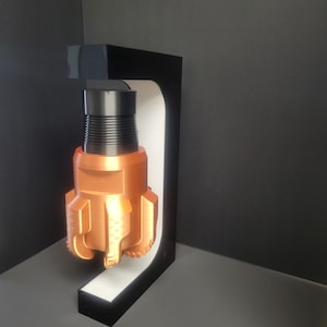 Levitating 3D Printed PDC Drill Bit – Oilfield Desk Decor with LED Base